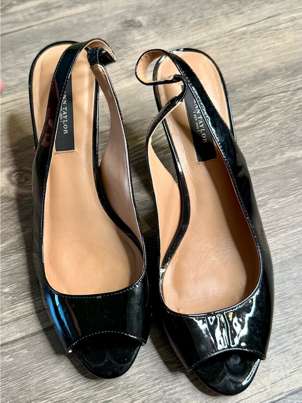 Ann Taylor Perfect KH Slingback Heels Black Patent Leather Peep Toe Size 6.5